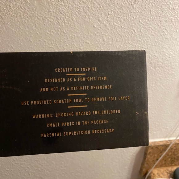 Scratch off Map of the World - NWT - Picture 4 of 7